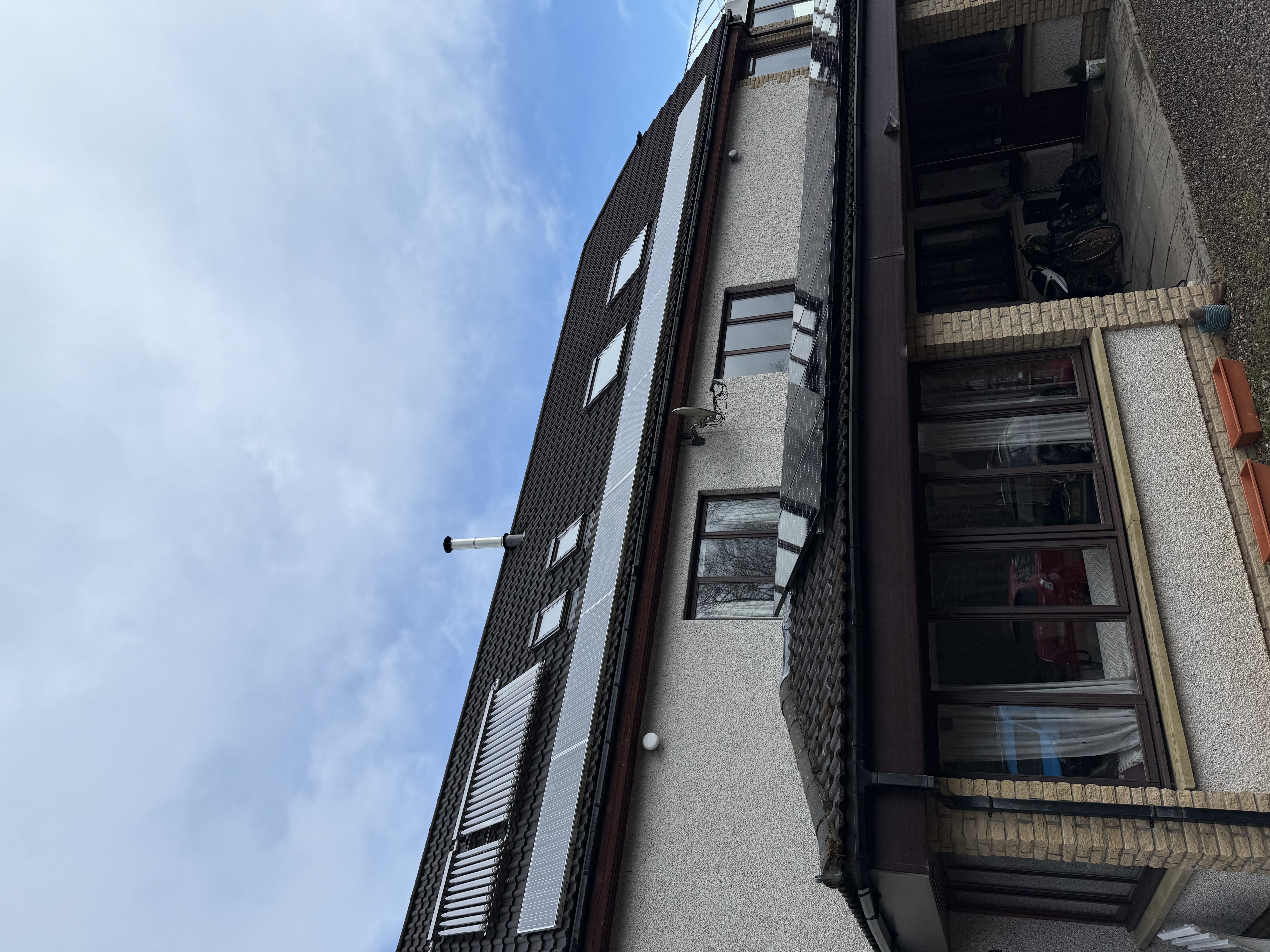 Photo showing a completed VELUX glass replacement