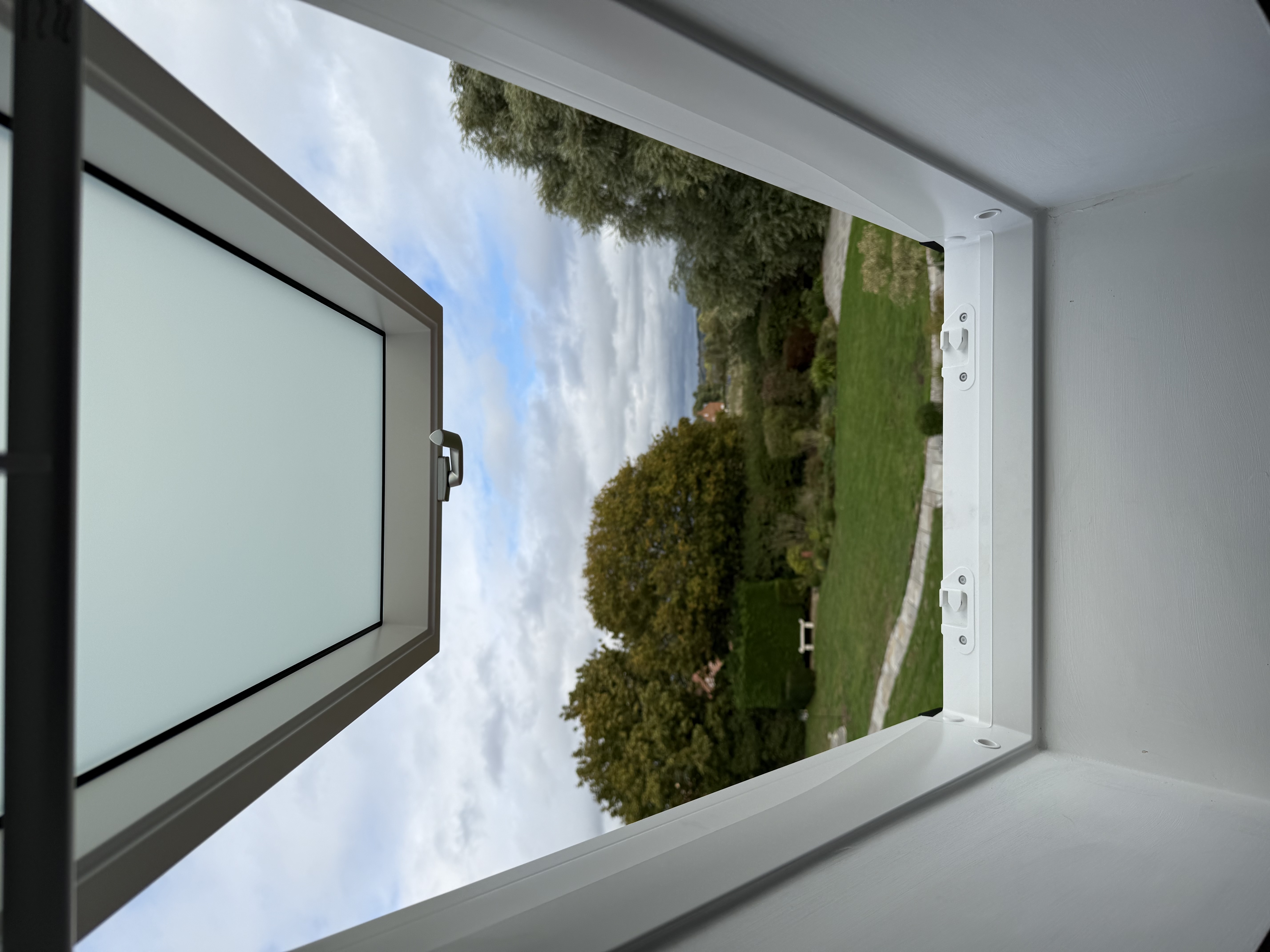 Example VELUX glass replacement work by Skylight Fitters