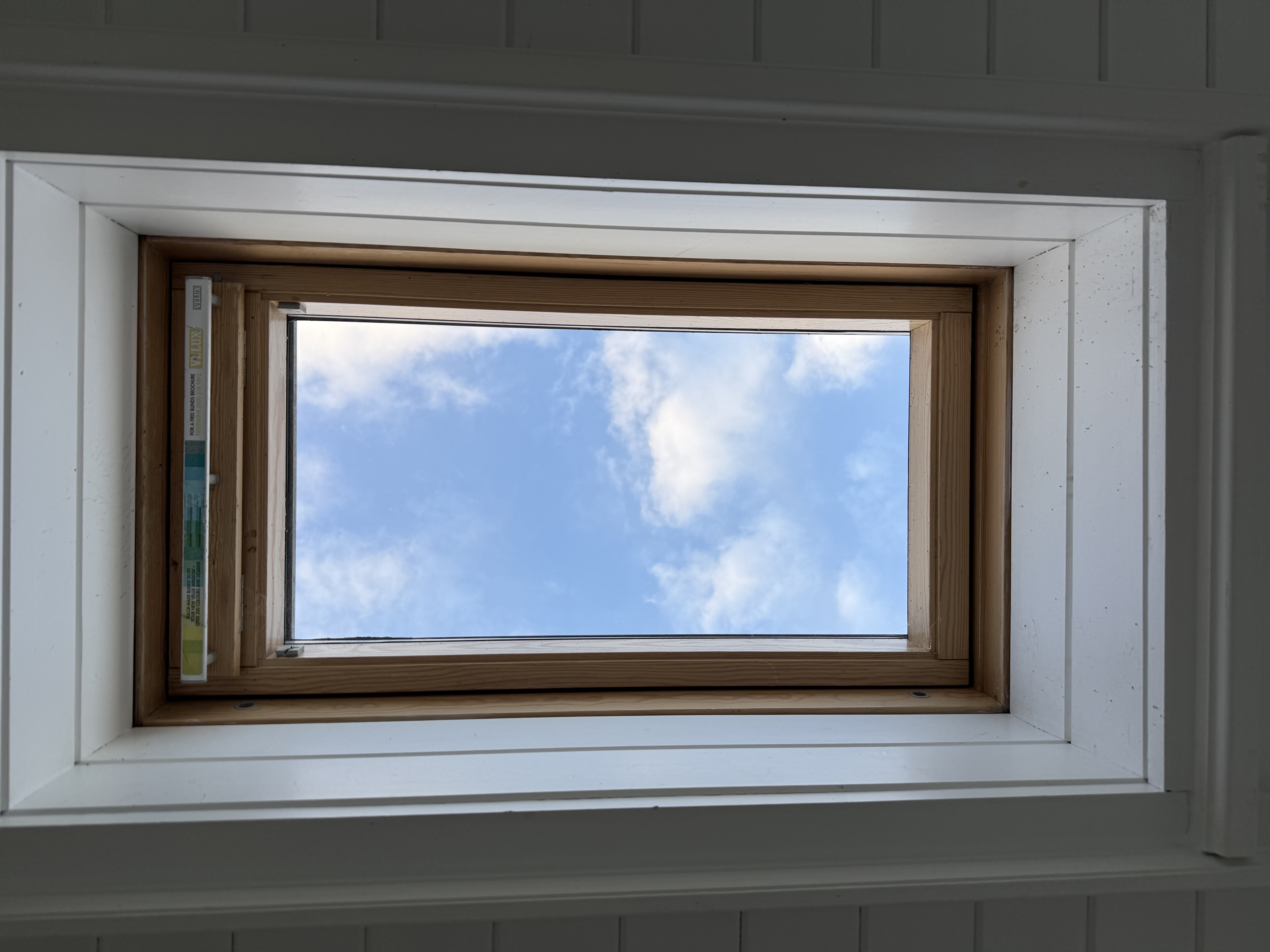 Photo showing a completed VELUX glass replacement