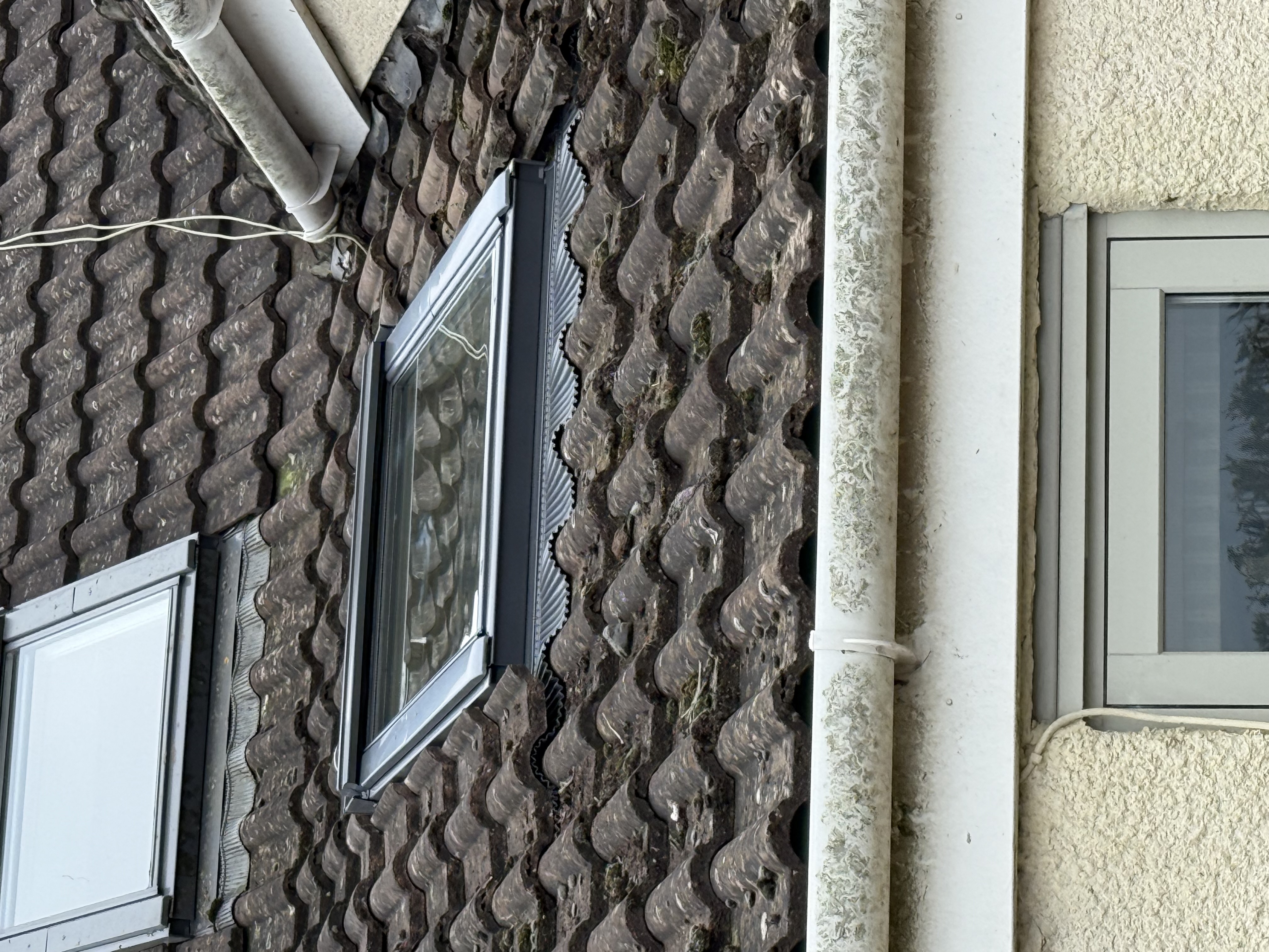 Example VELUX glass replacement work by Skylight Fitters
