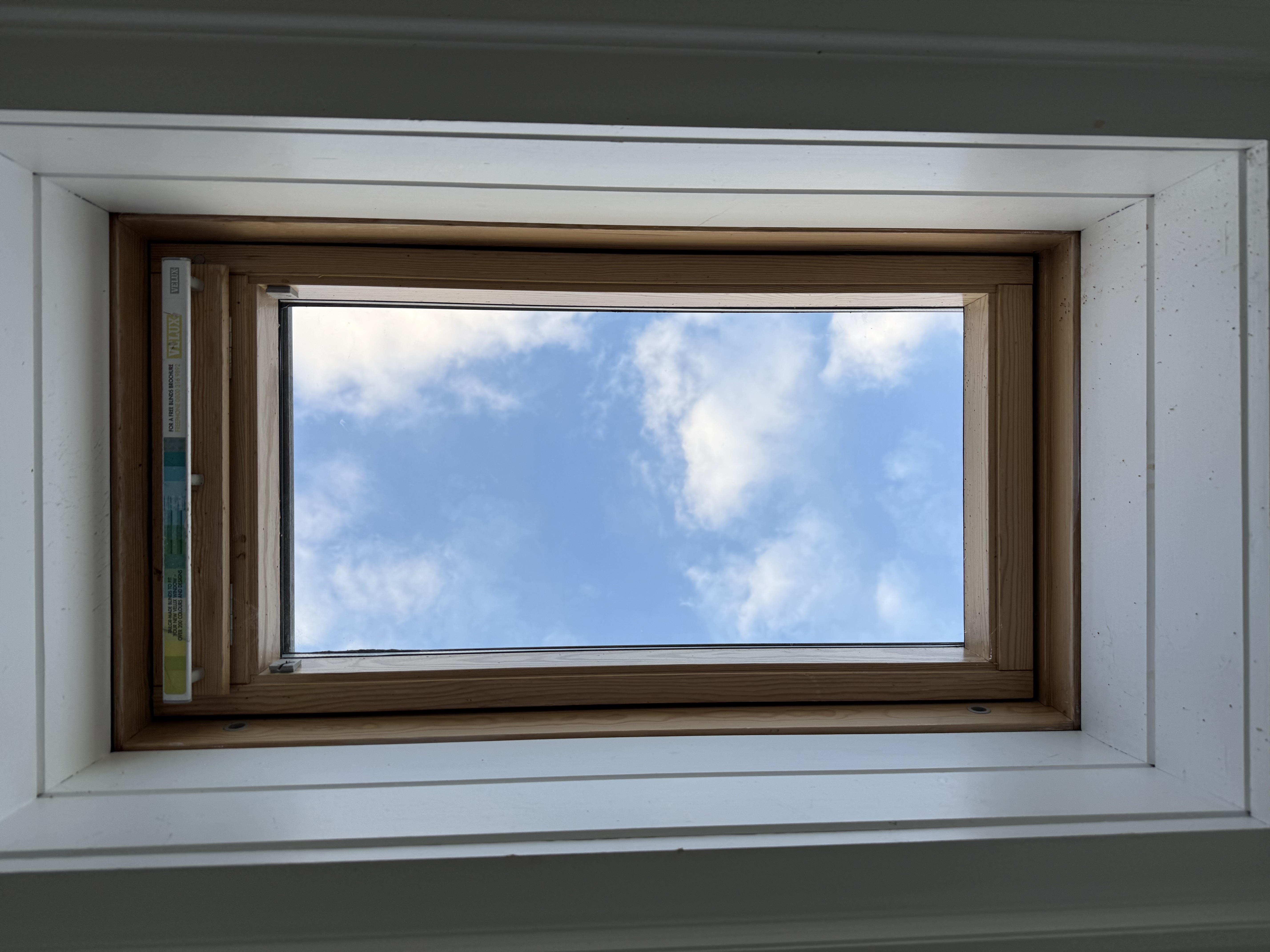 Photo showing a completed VELUX glass replacement