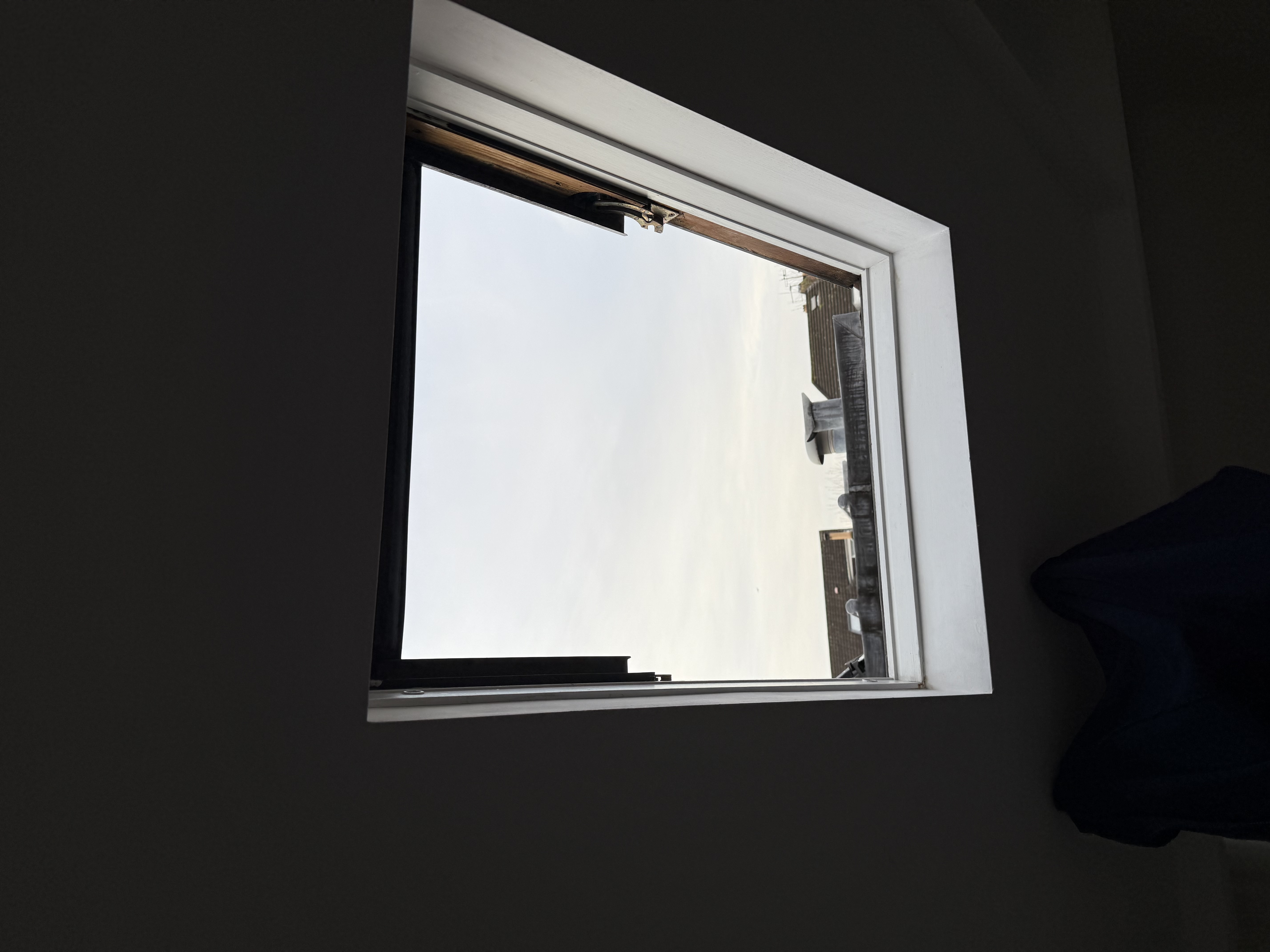 Example VELUX repair service work by Skylight Fitters