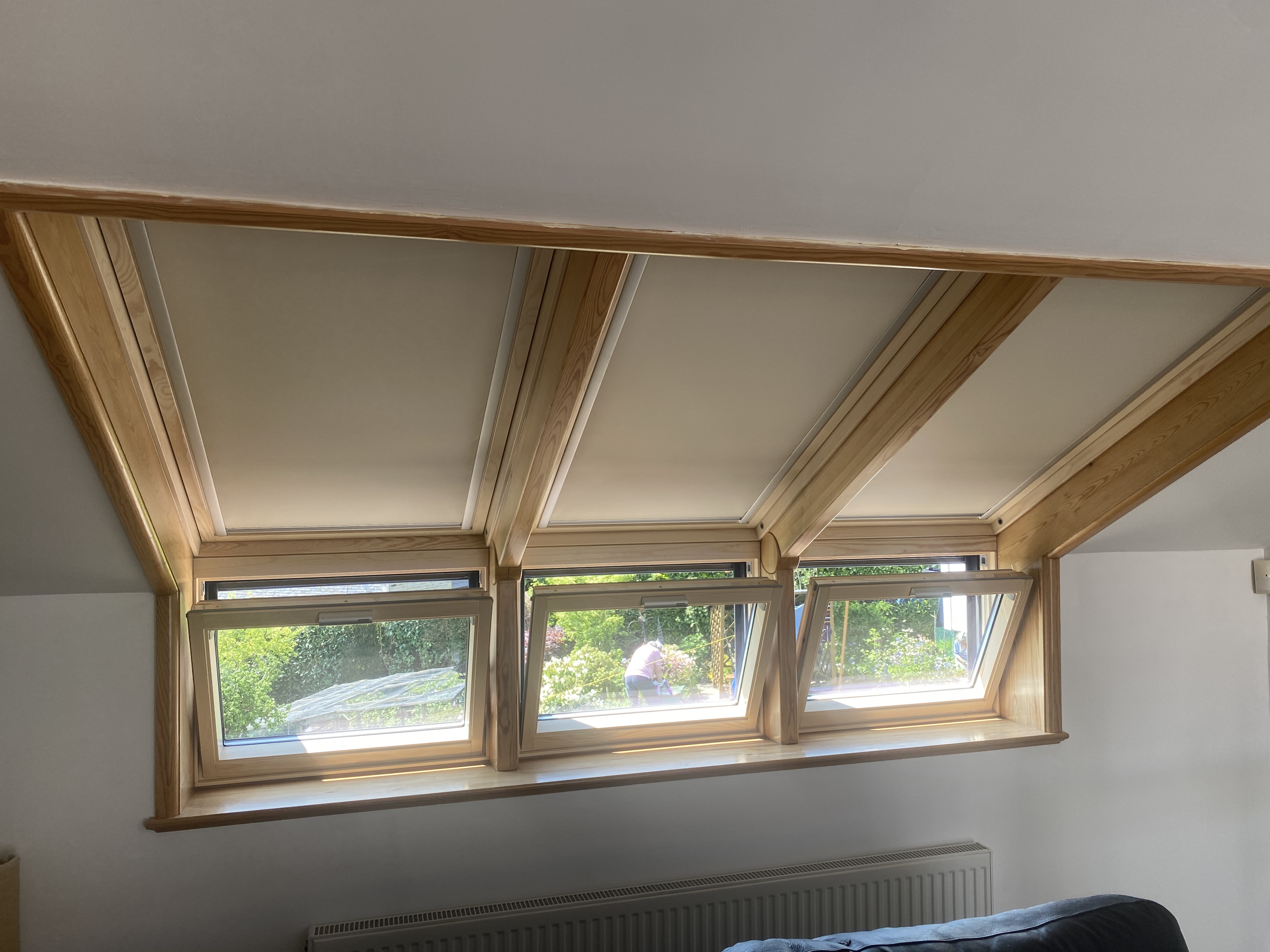 Installation example of a VELUX repair service