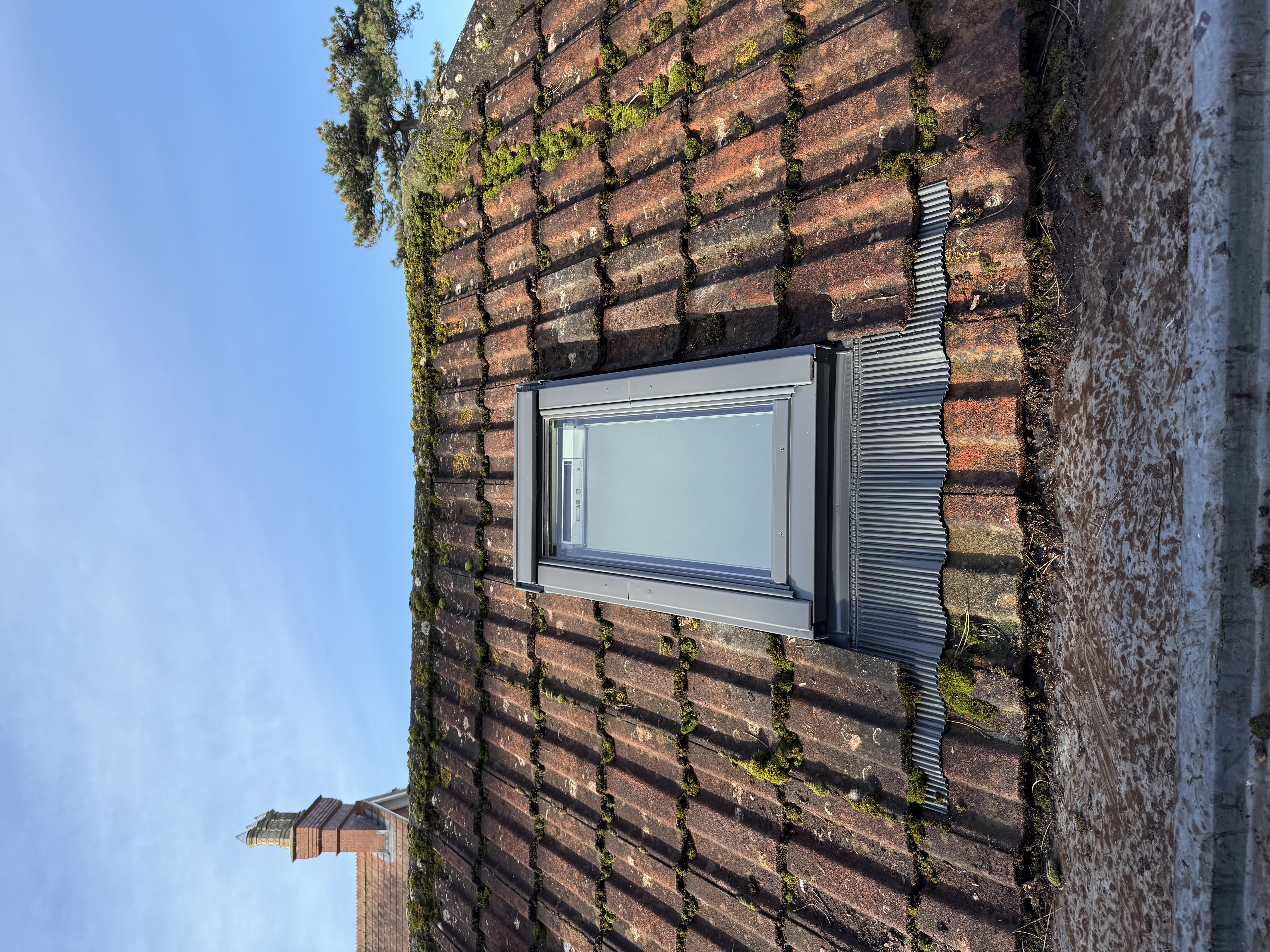 Genuine example of a VELUX repair service completed by Skylight Fitters