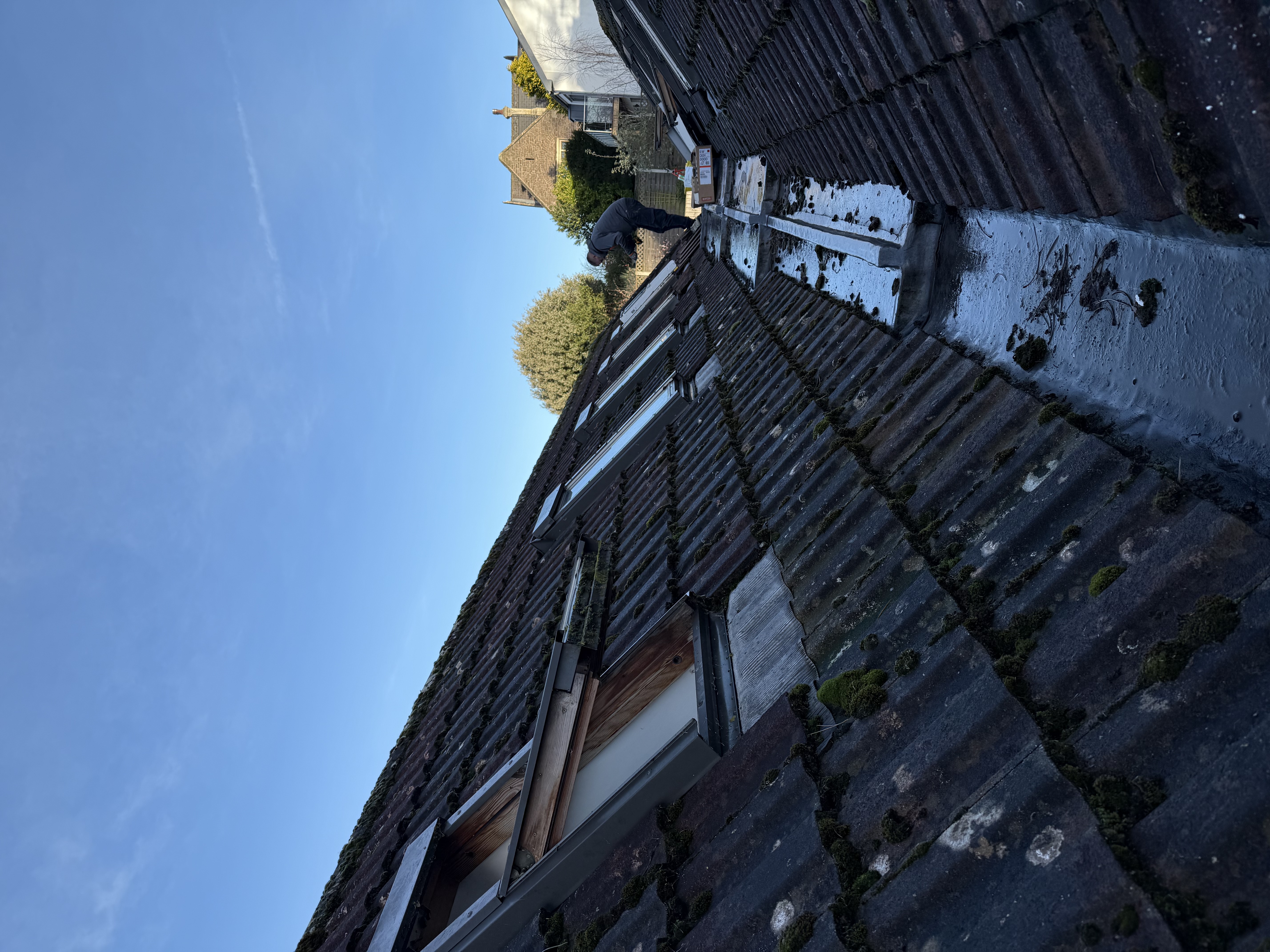 Genuine example of a VELUX replacement completed by Skylight Fitters