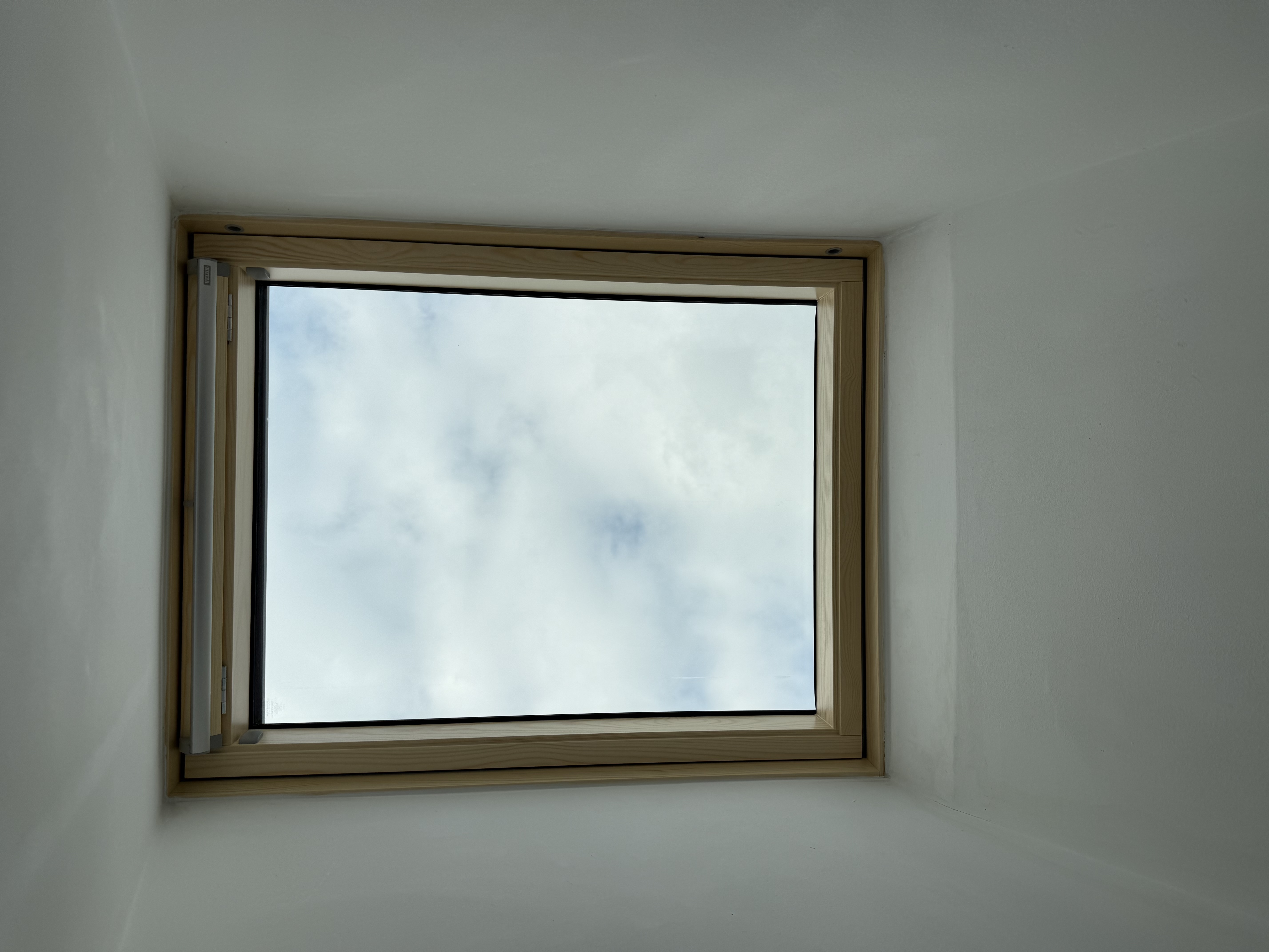 Photo showing a completed VELUX replacement