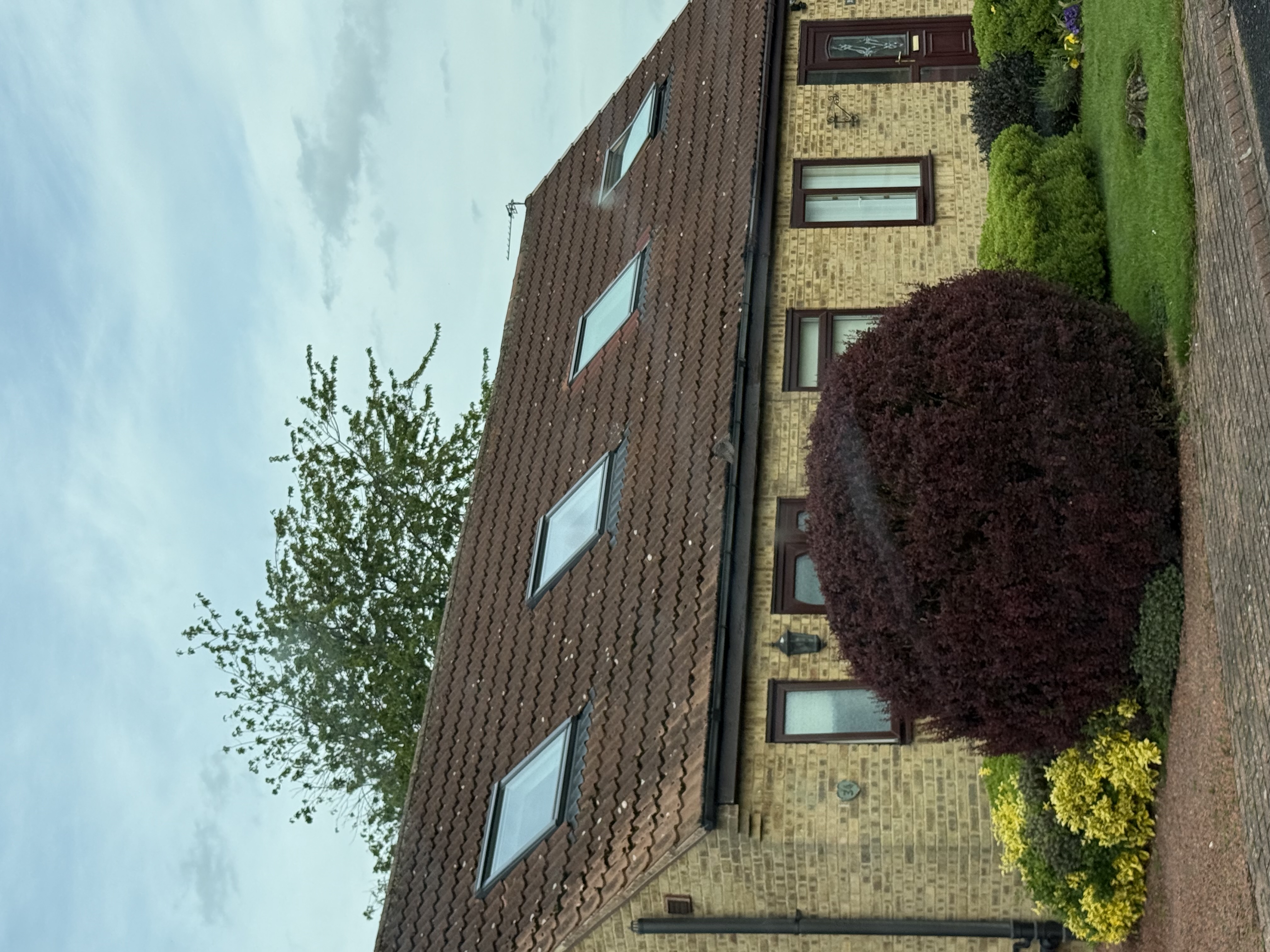 Genuine example of a VELUX replacement completed by Skylight Fitters