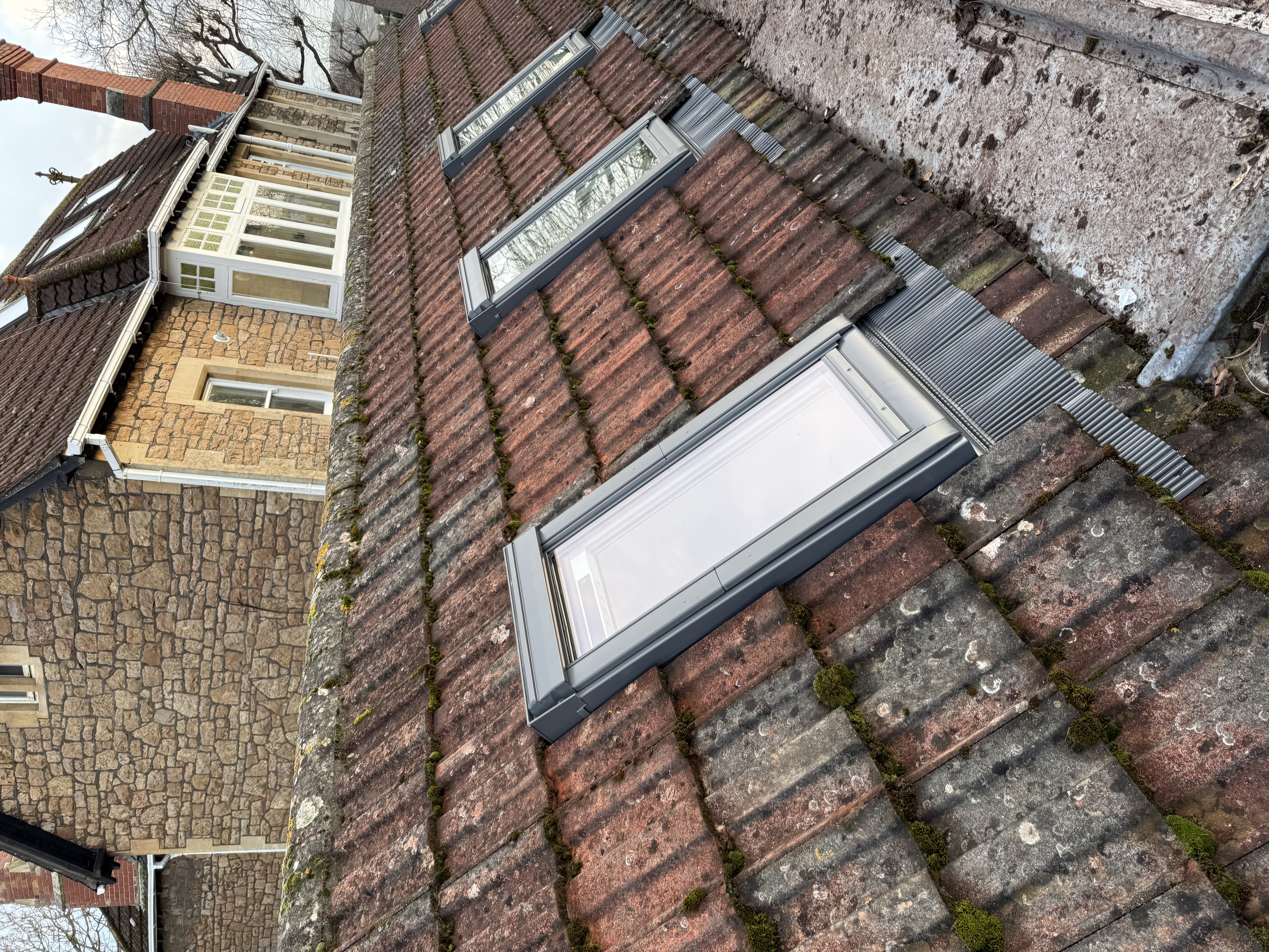 Genuine example of a VELUX replacement completed by Skylight Fitters