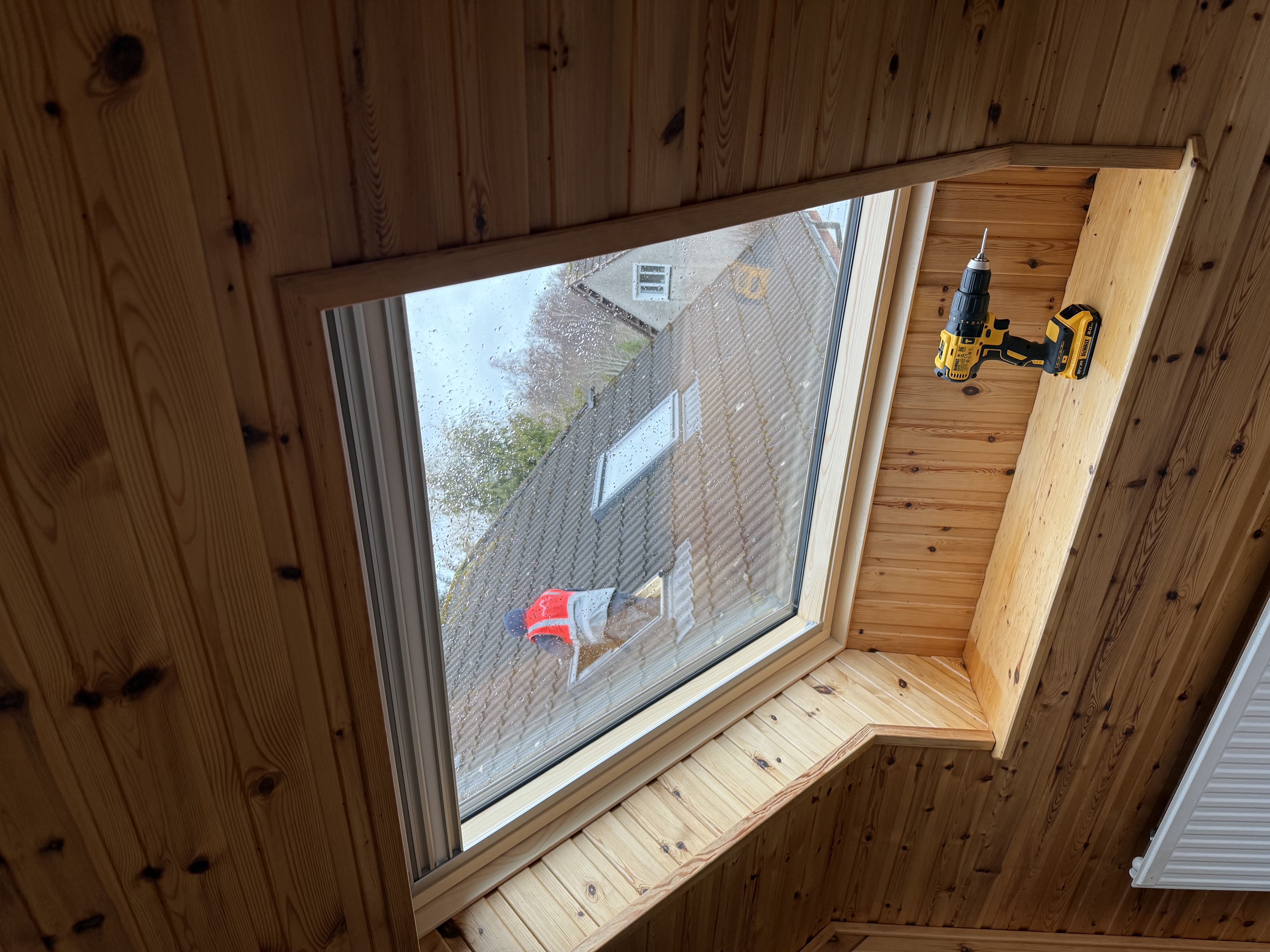 Installation example of a VELUX replacement