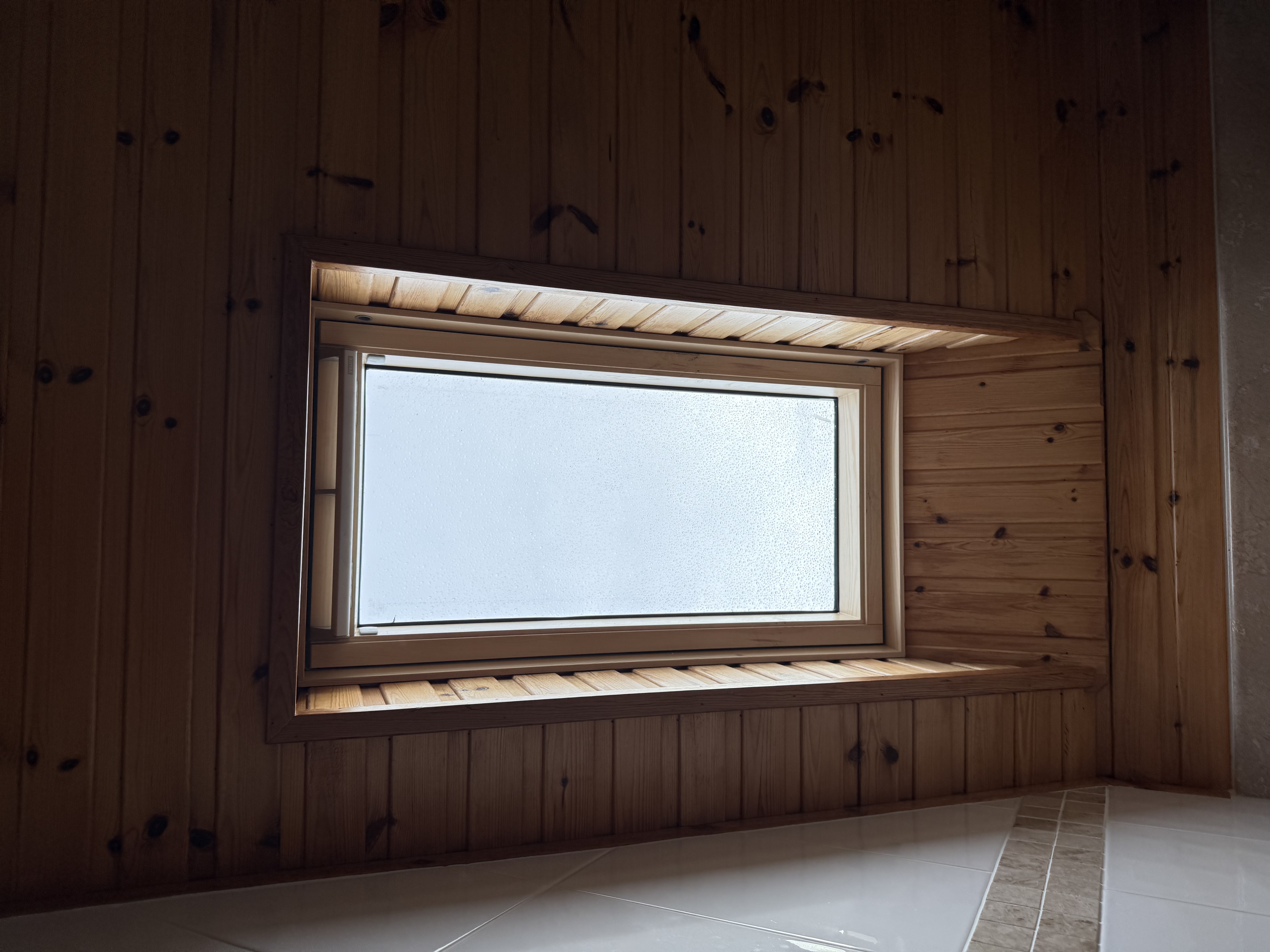 Installation example of a VELUX replacement