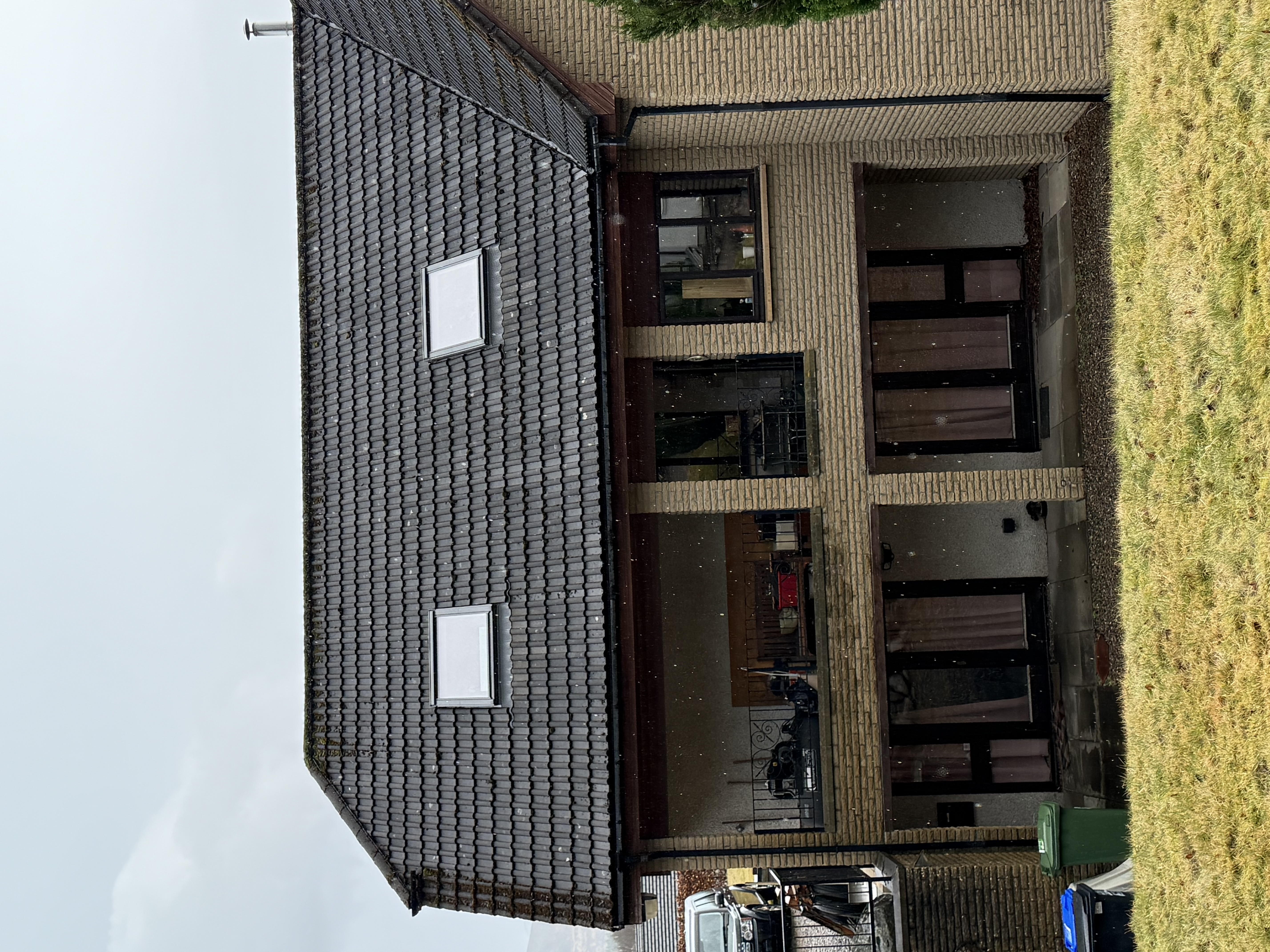 Installation example of a VELUX replacement