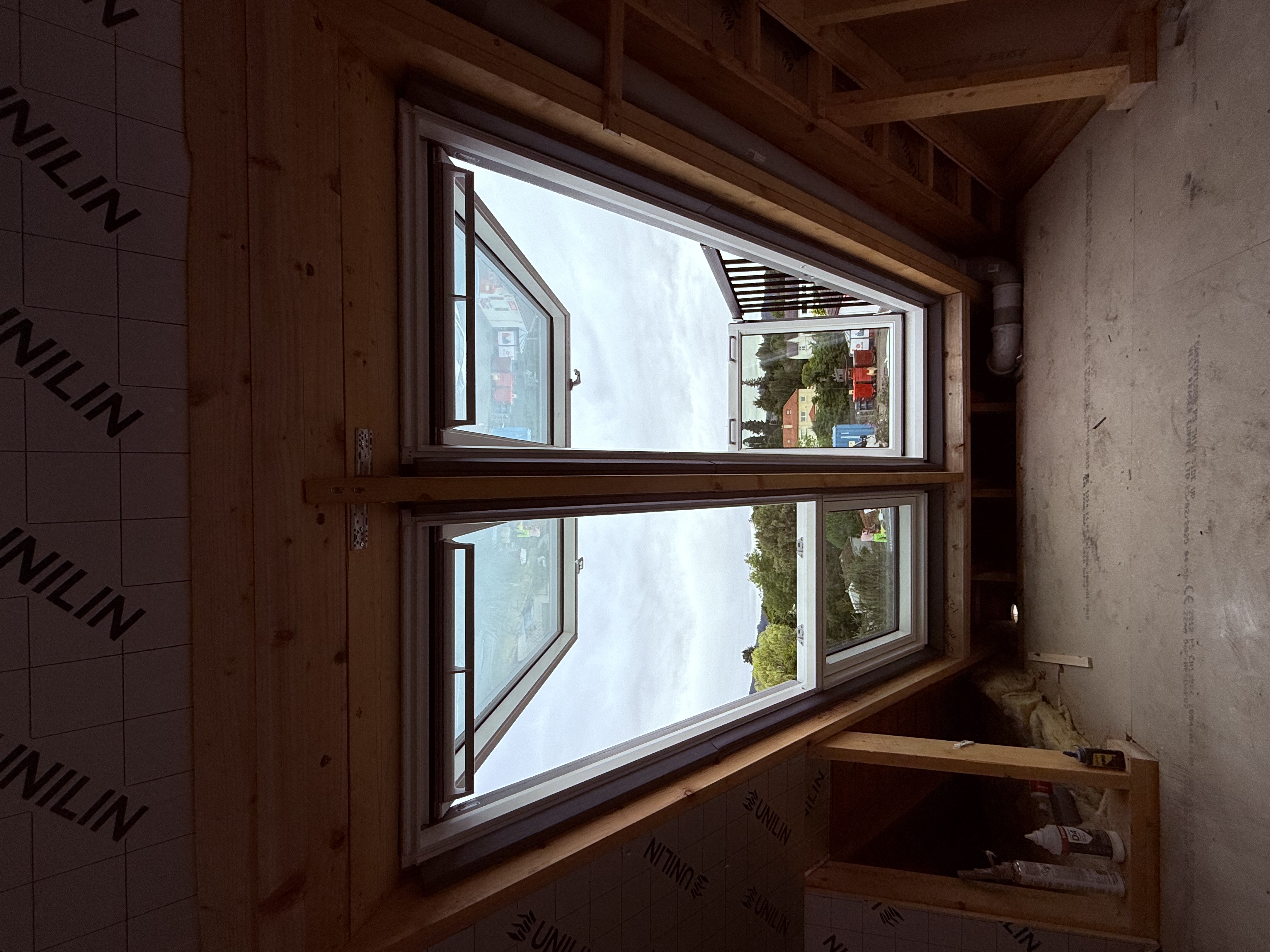 Genuine example of a VELUX replacement completed by Skylight Fitters