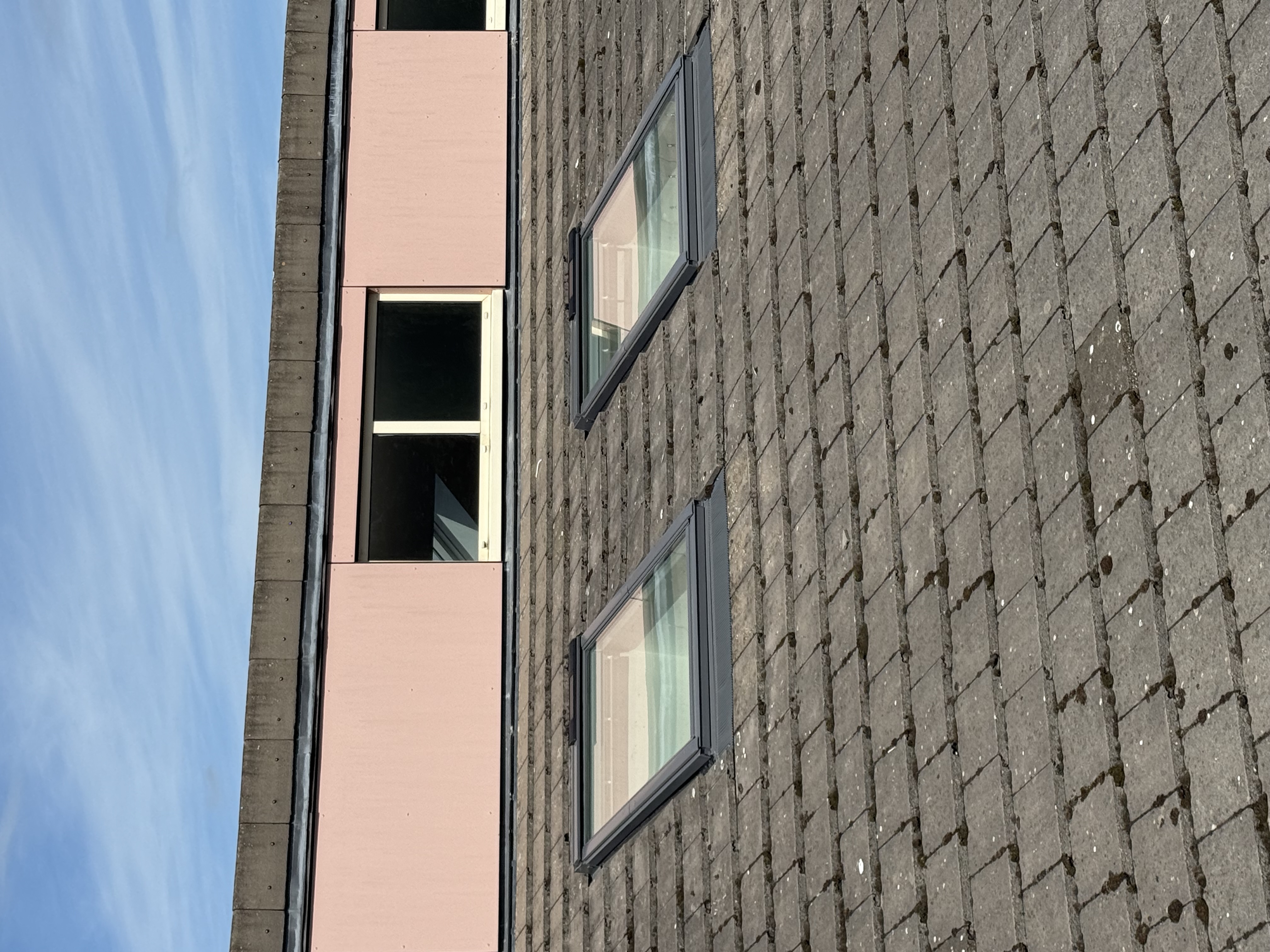 Genuine example of a VELUX replacement completed by Skylight Fitters