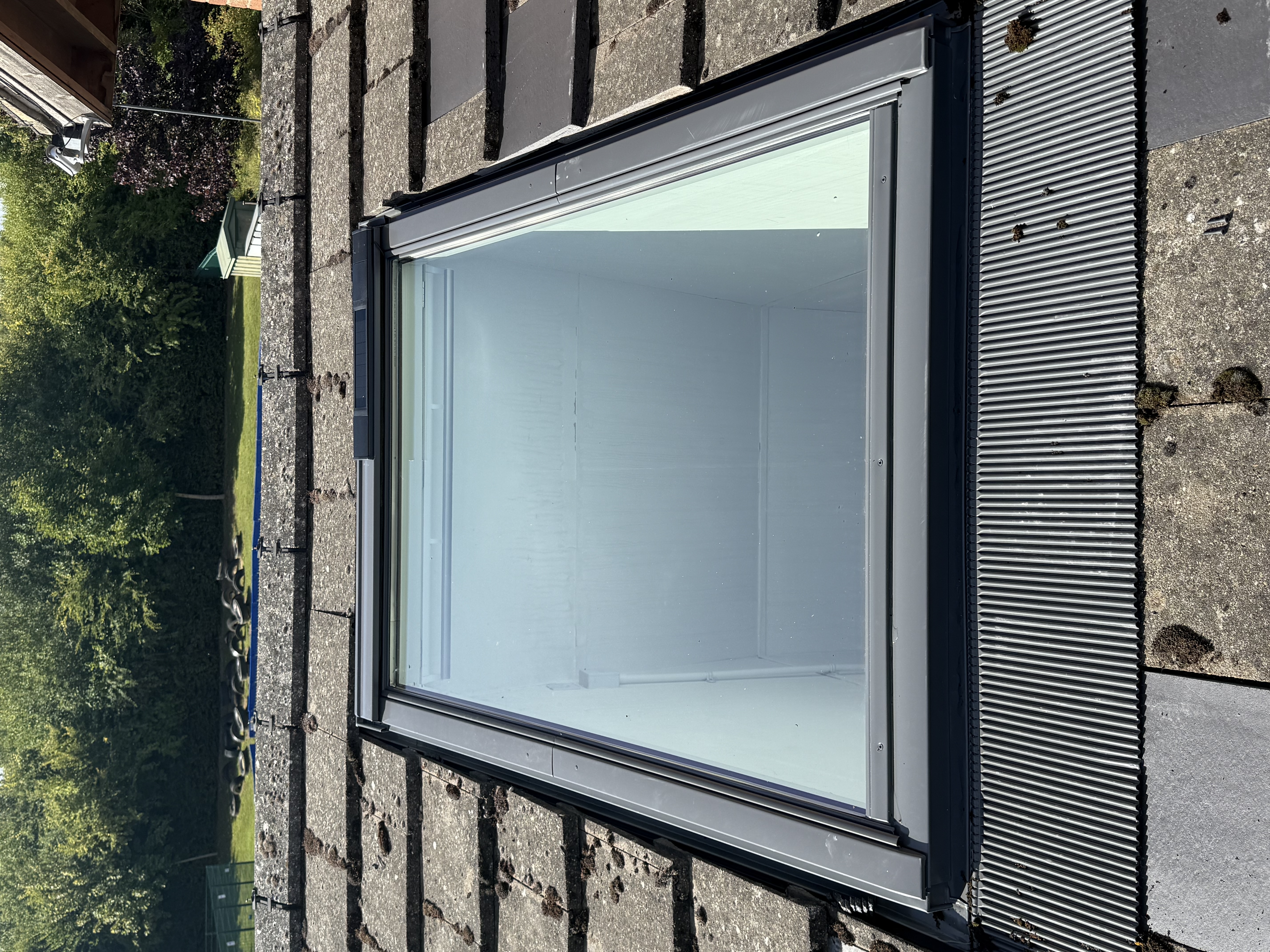 Photo showing a completed VELUX replacement