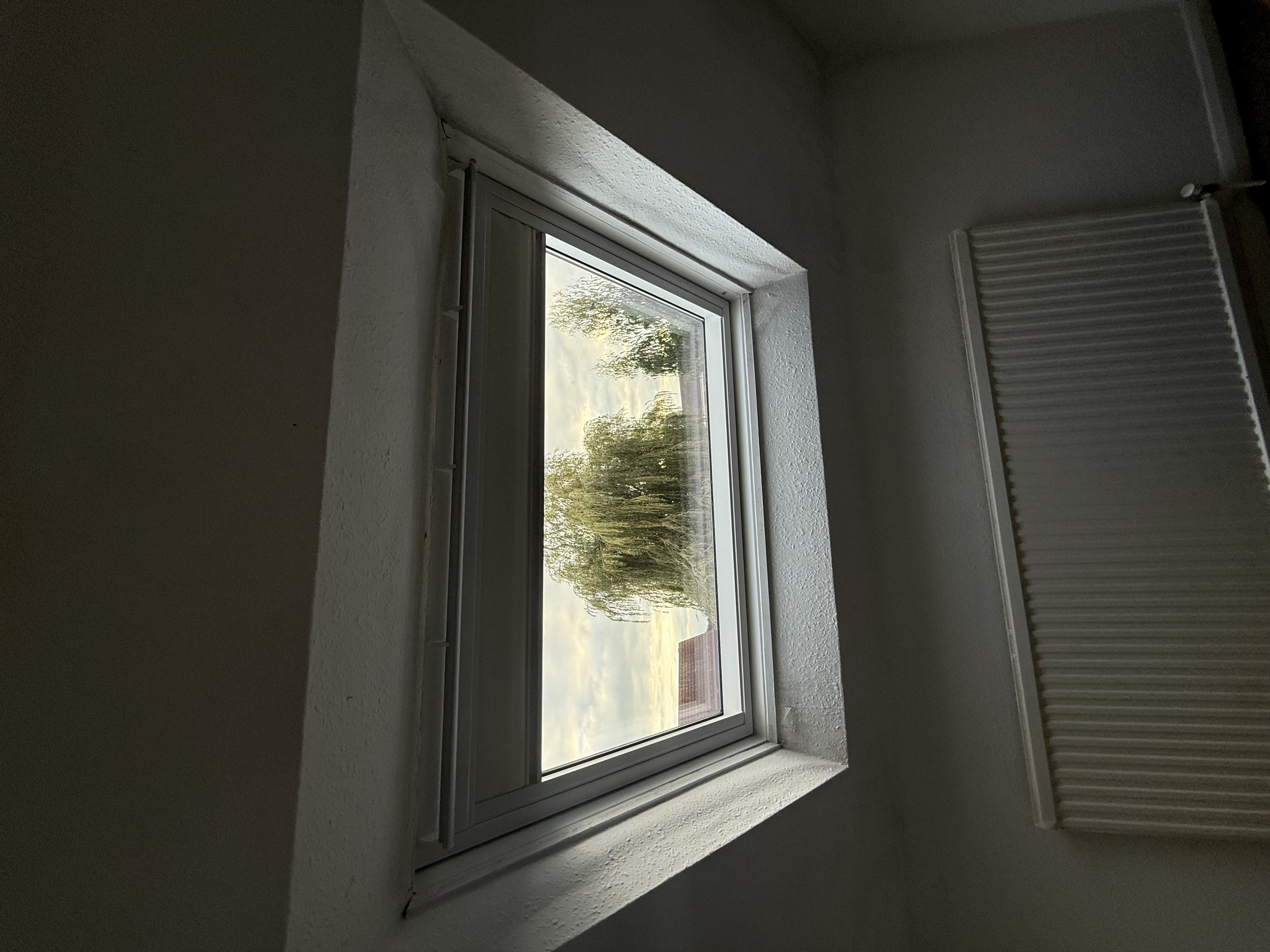 Photo showing a completed VELUX replacement