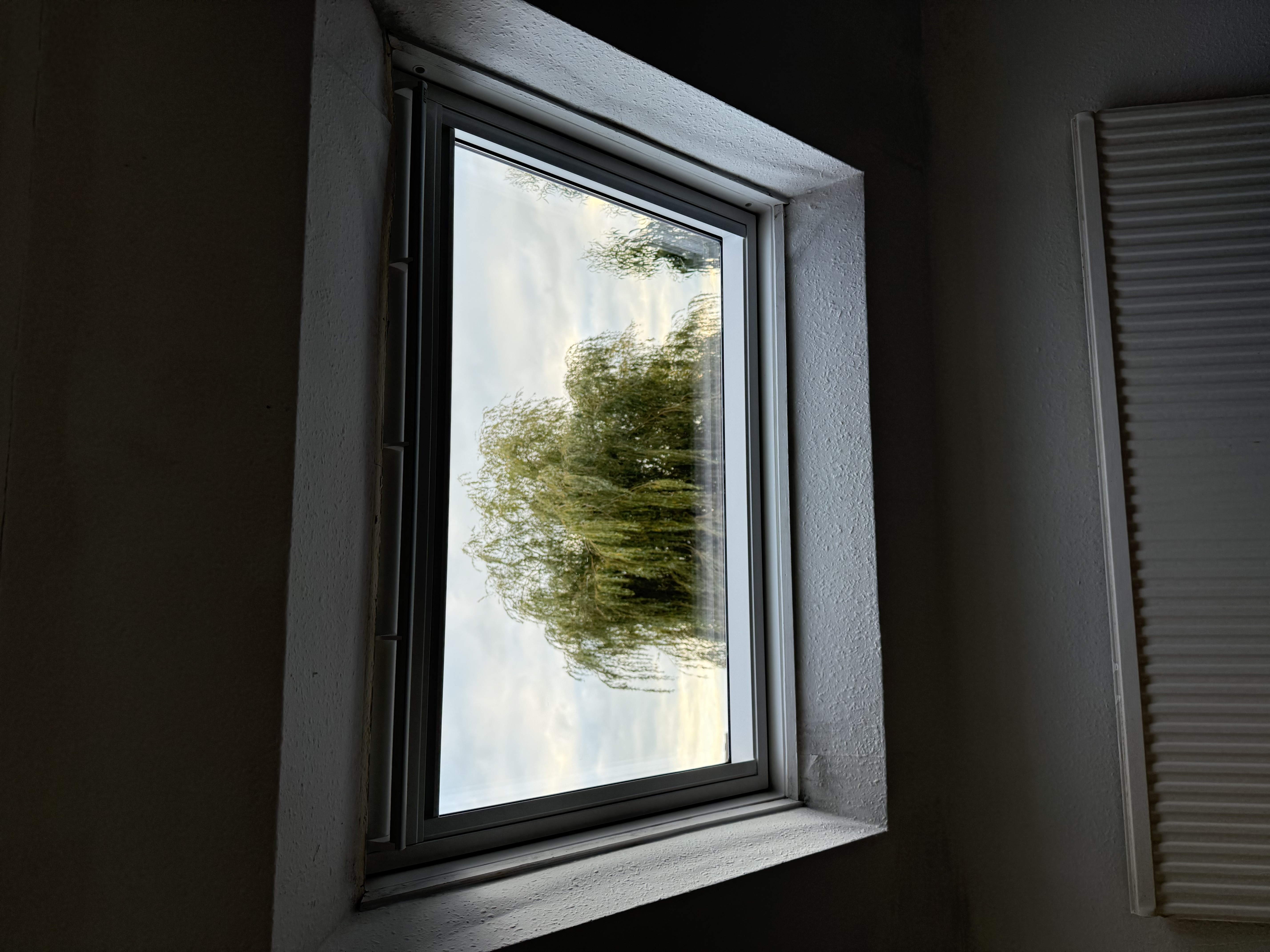 Photo showing a completed VELUX replacement