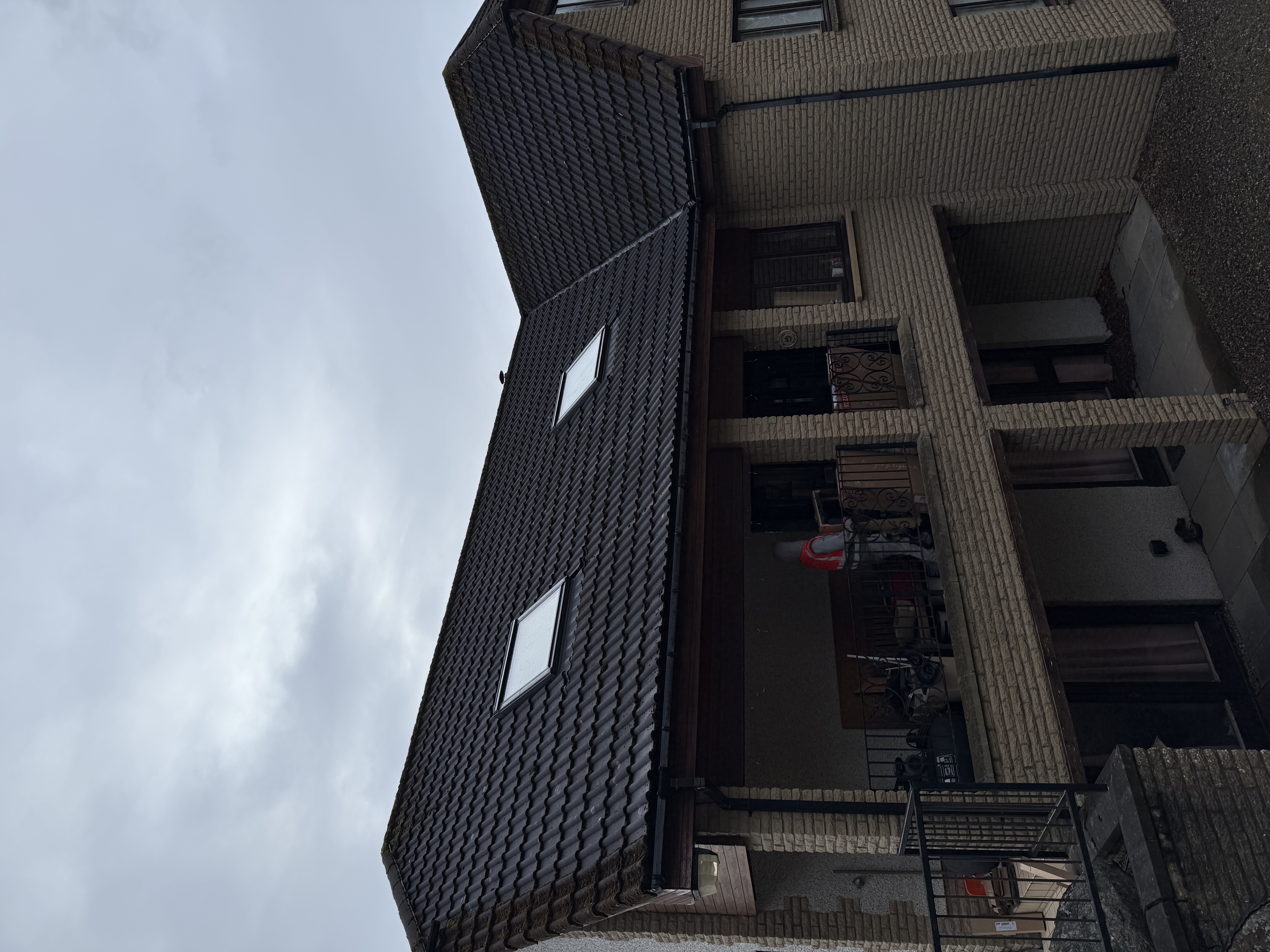 Photo showing a completed VELUX replacement