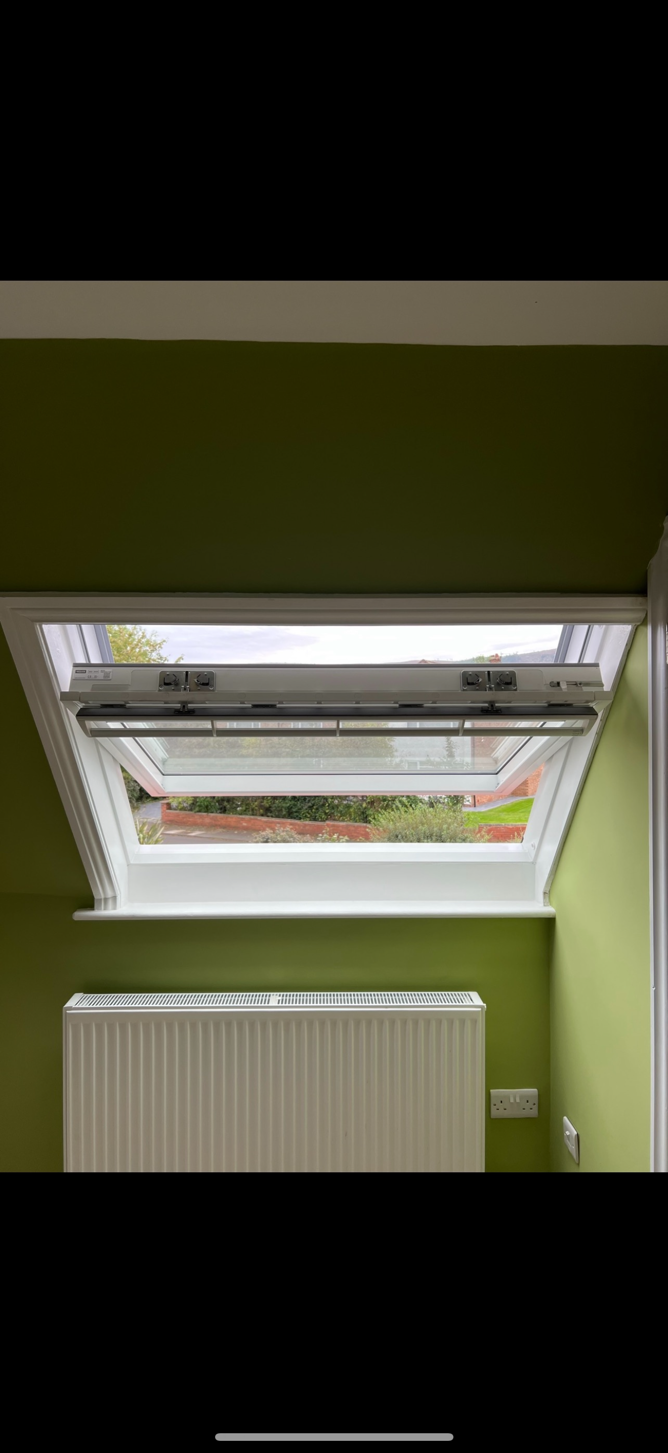 Genuine example of a VELUX replacement completed by Skylight Fitters