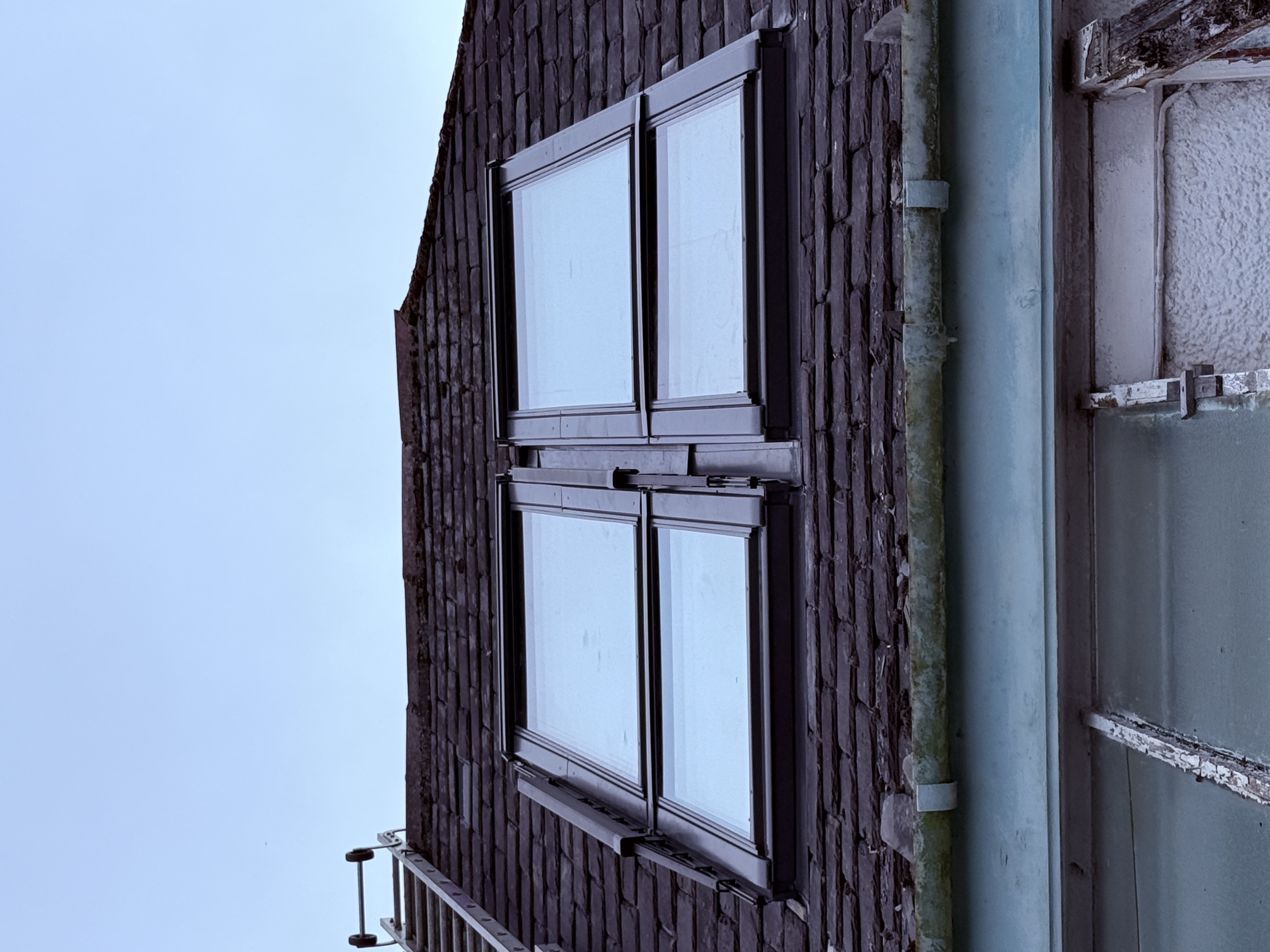 Photo showing a completed VELUX replacement